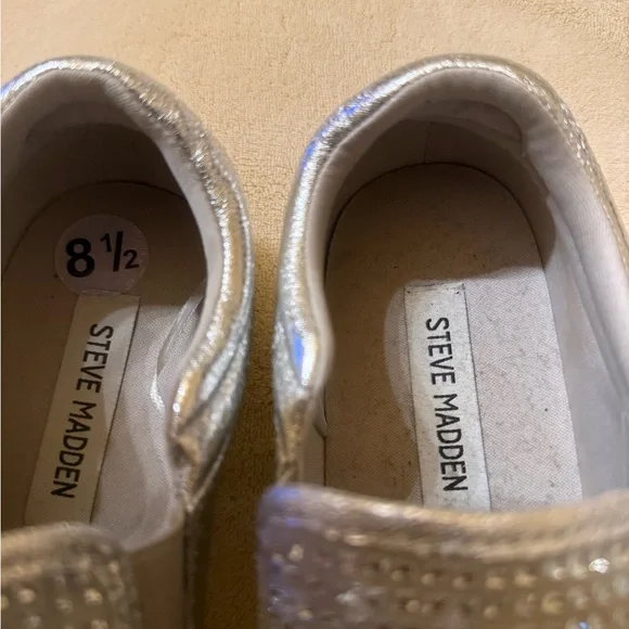 Steve Madden Metallic Silver Slip-On Shoes - Picture 6 of 6
